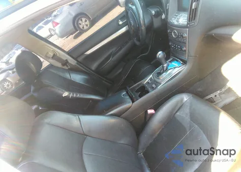 2015 Infiniti Q40 z USA, uszkodzony, nr VIN JN1CV6AP2FM501201